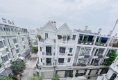 Bán biệt thự phố khu dân cư Petechim - Phú Xuân, Nhà Bè,tặng full nội thất,SHR